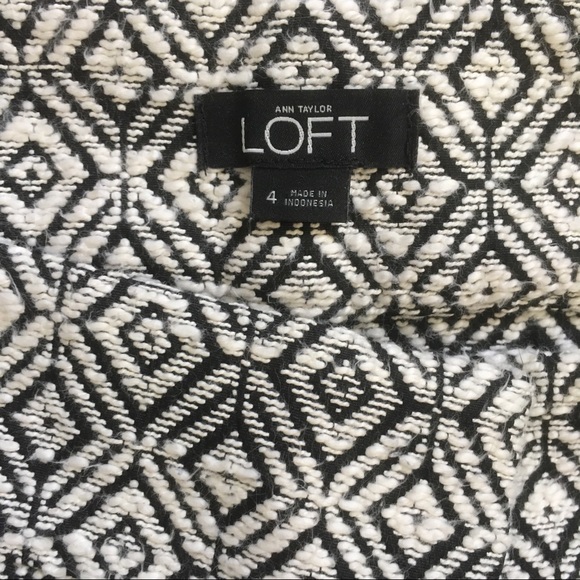 LOFT High Waisted Shorts - Picture 4 of 6